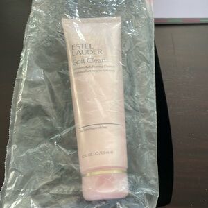 Luxurious Moisture Rich Foaming Cleanser by Estée Lauder